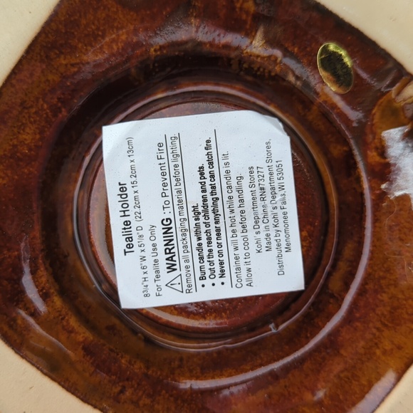 "Peace on Earth" Christmas Church Tealite Holder - Picture 6 of 7